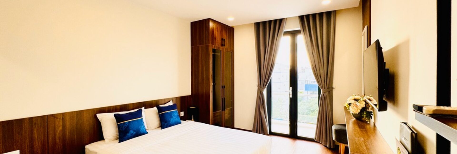 Deluxe Double Room With City View