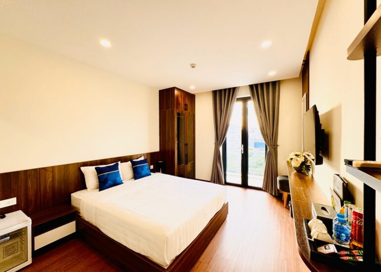 Deluxe Double Room With City View