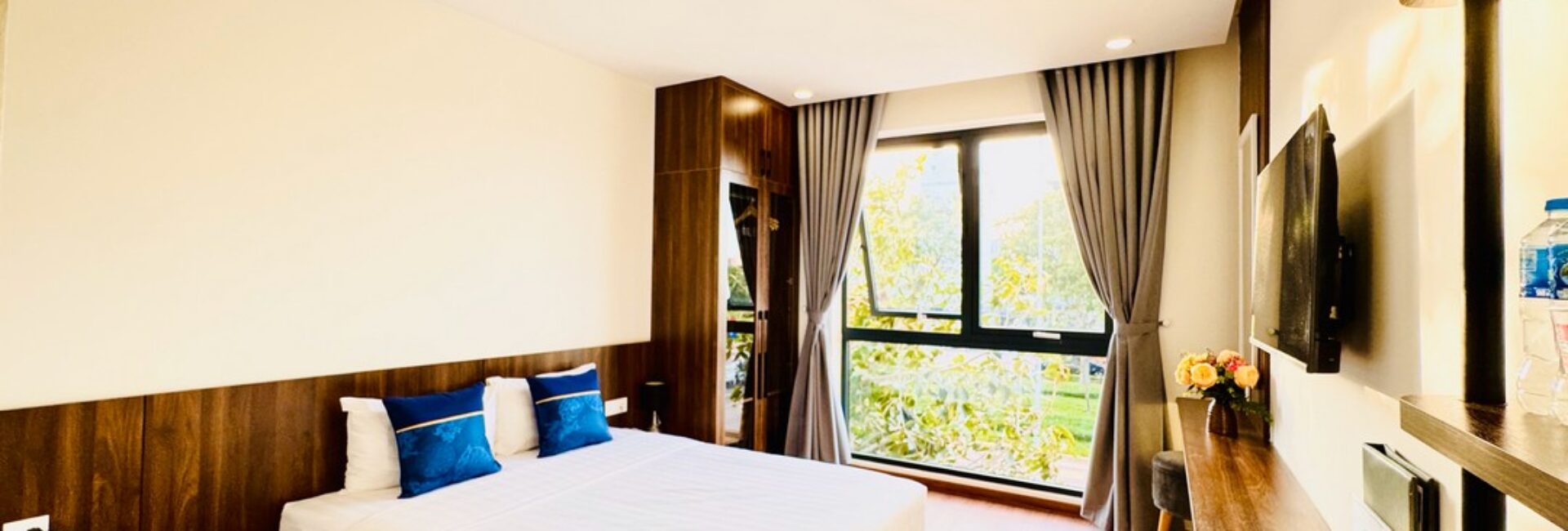 Standard Double Room With City View